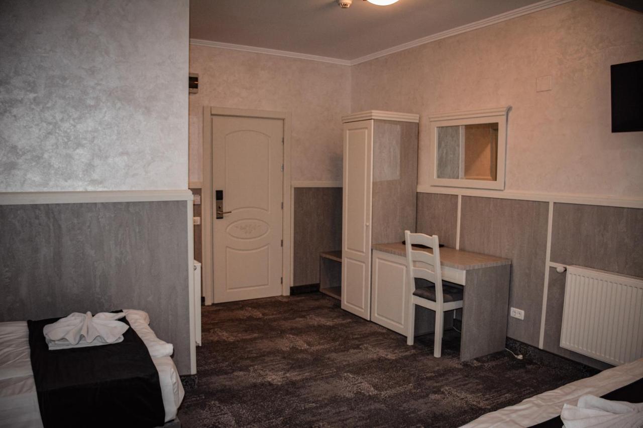 Golden Rose Residence Constanţa Esterno foto
